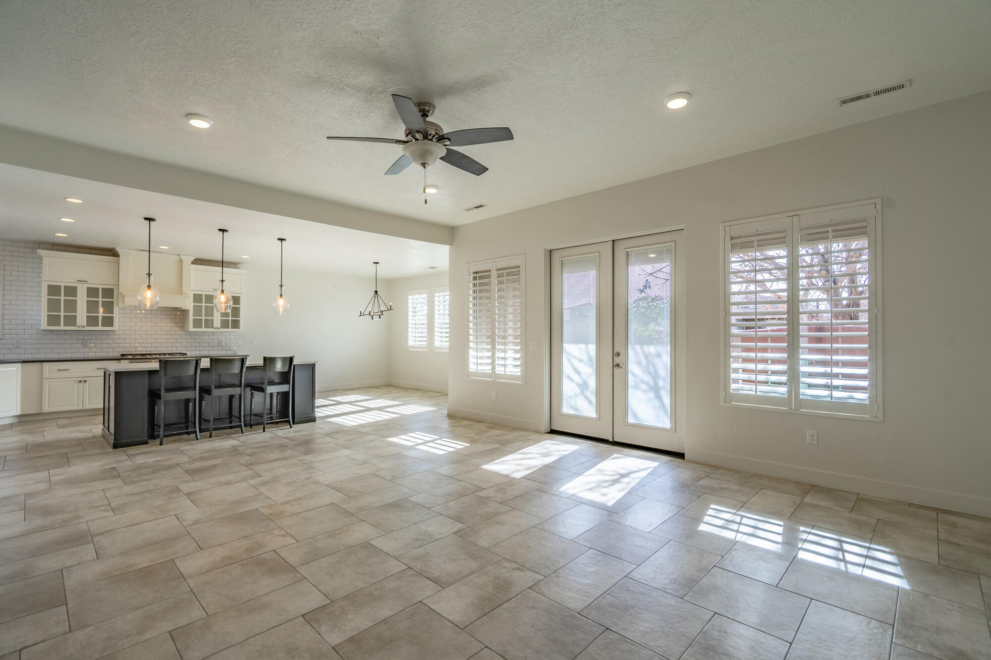 BELLA SOL AT SANTA CLARA - Residential