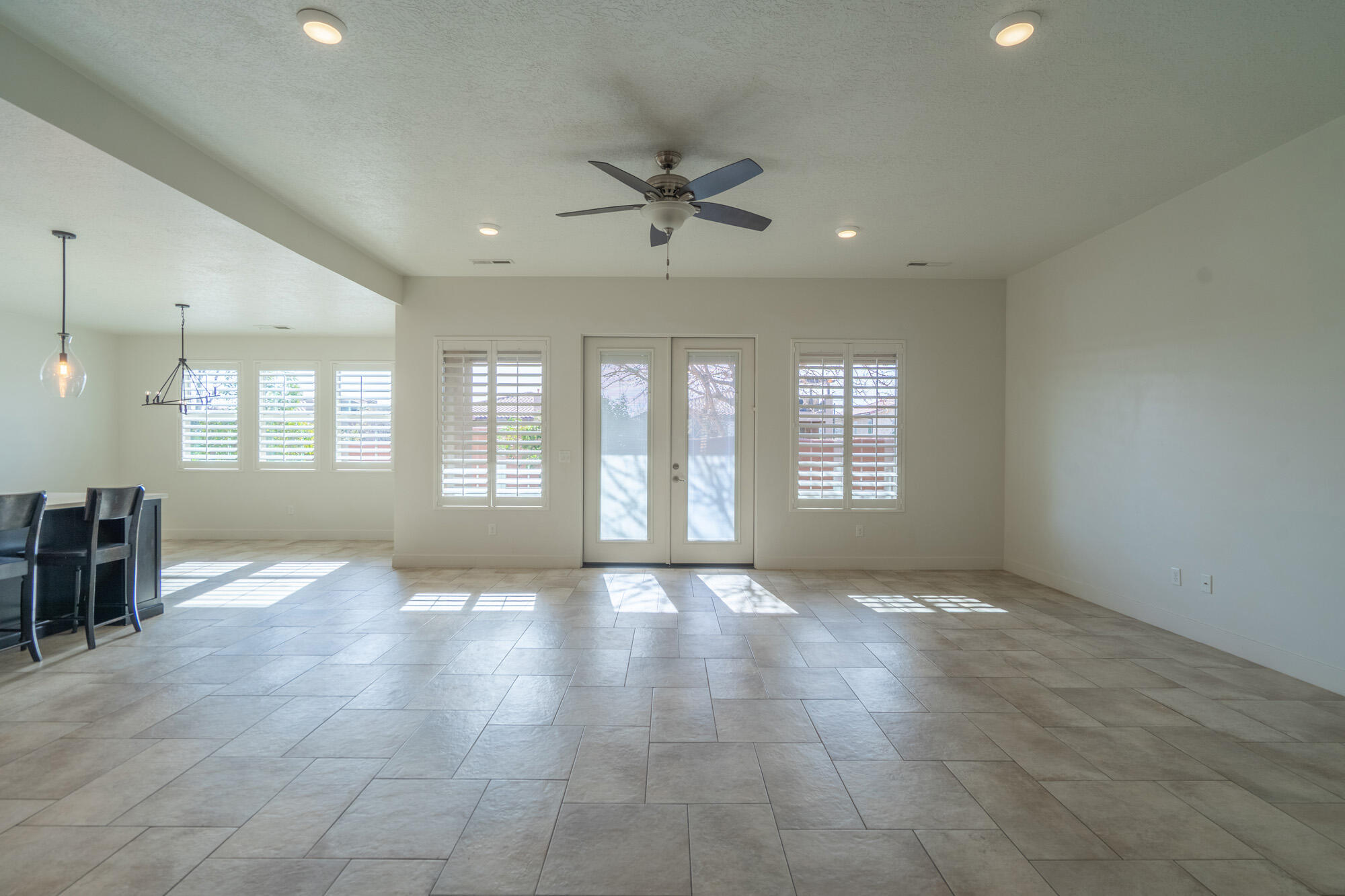 BELLA SOL AT SANTA CLARA - Residential