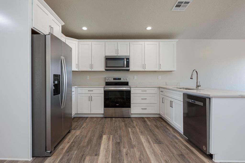 Photo of 485 W Vance DR, Kanab, UT 84741 (MLS # 26-272451)