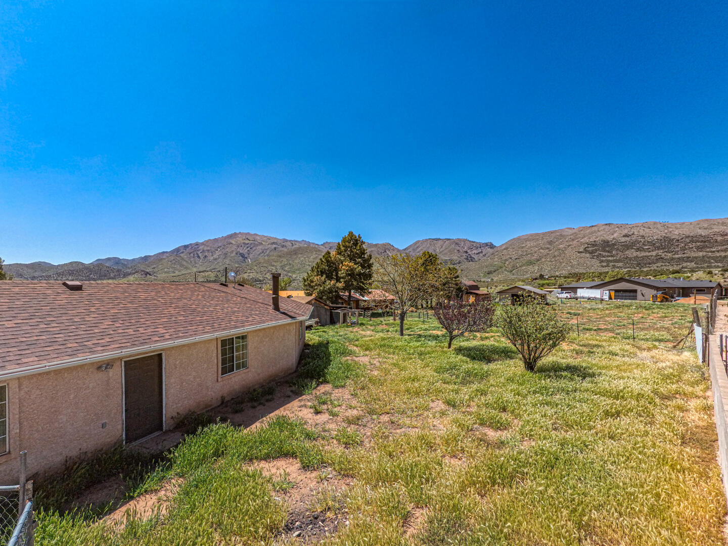 NEW HARMONY TOWNSITE - Residential