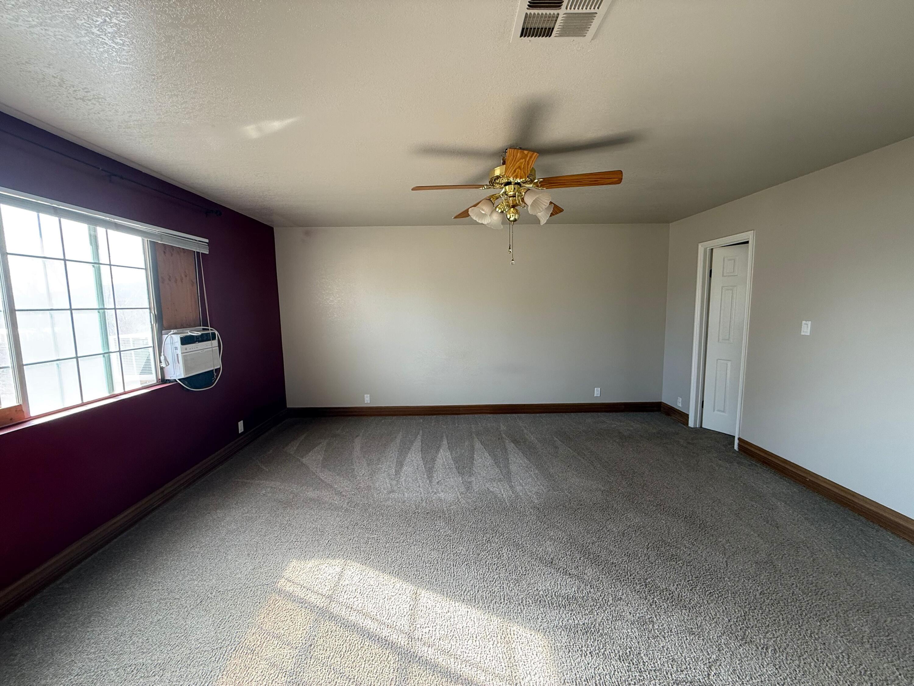 NEW HARMONY TOWNSITE - Residential