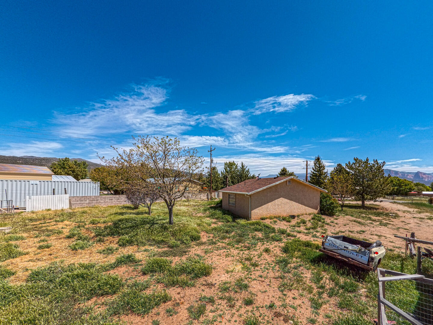 NEW HARMONY TOWNSITE - Residential