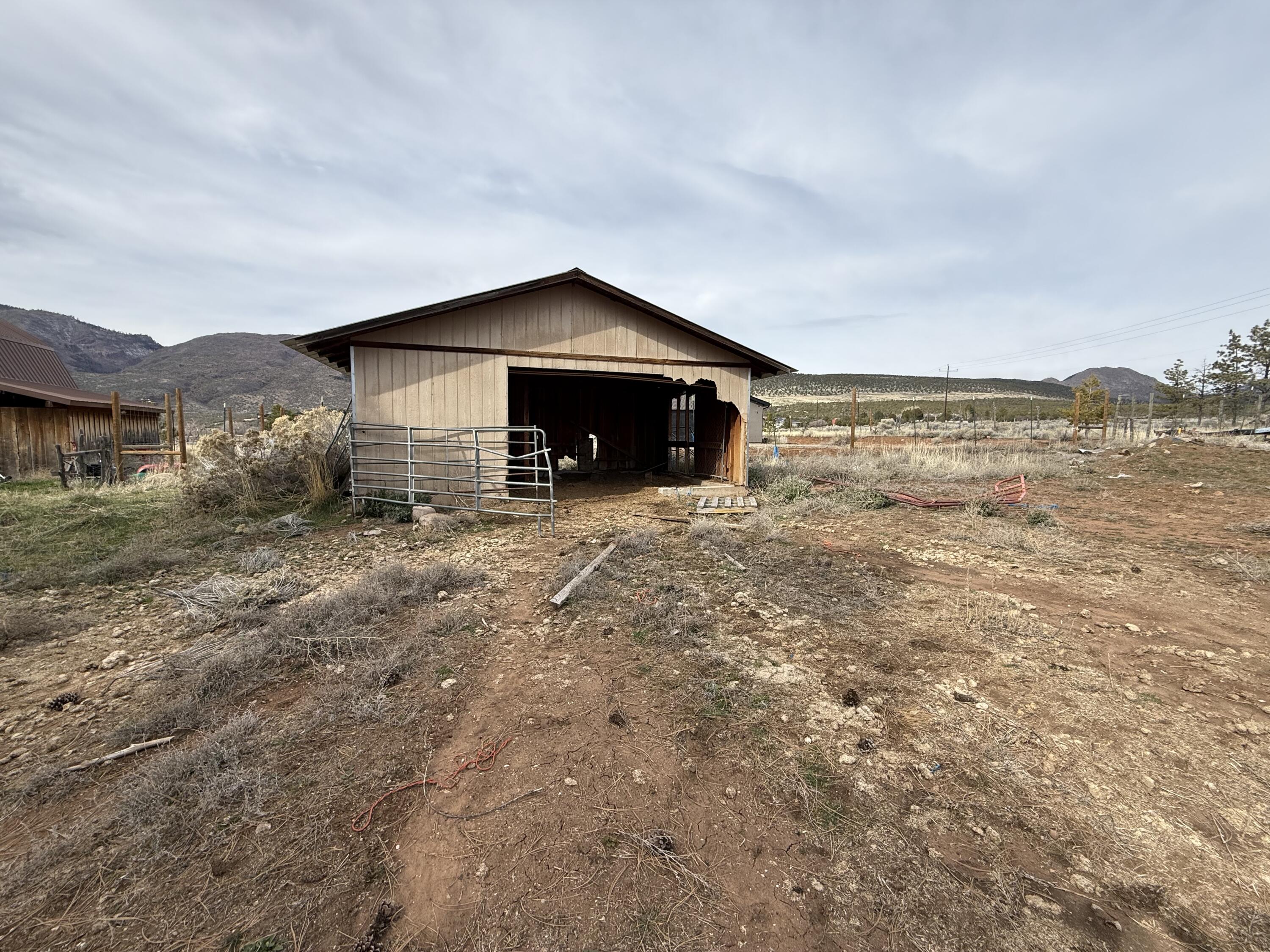 NEW HARMONY TOWNSITE - Residential