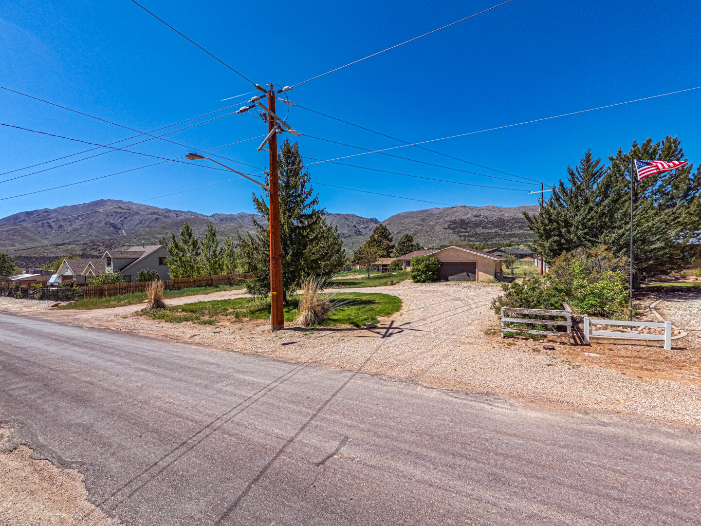 NEW HARMONY TOWNSITE - Residential