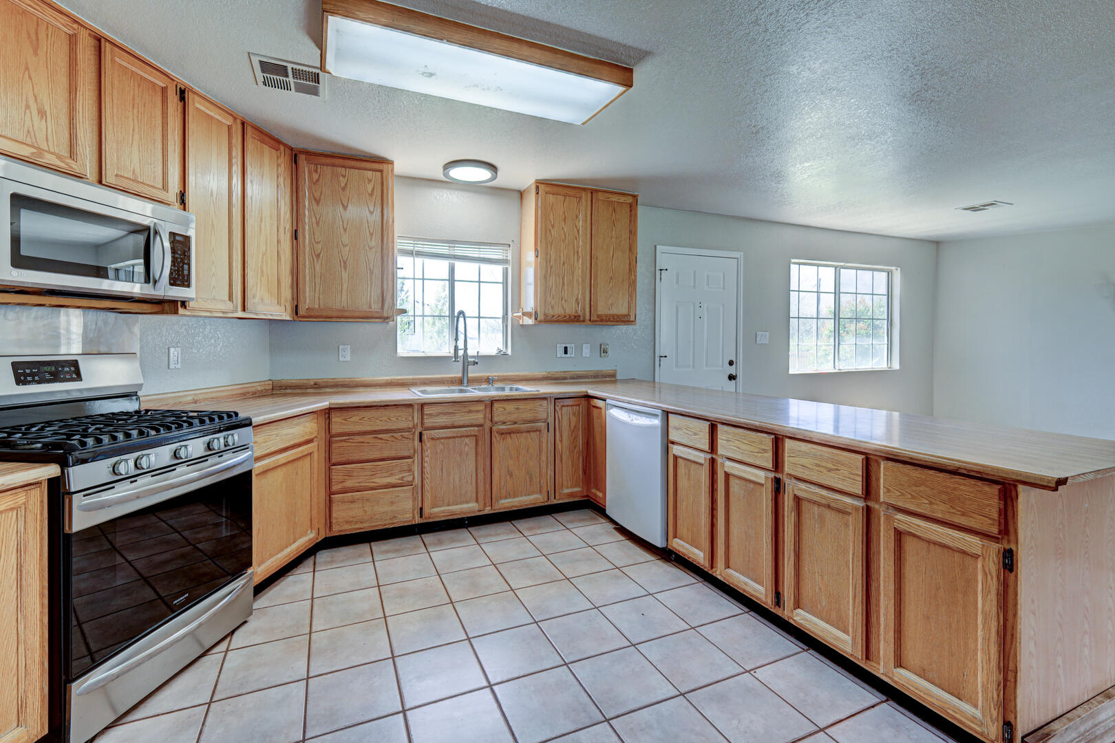 NEW HARMONY TOWNSITE - Residential