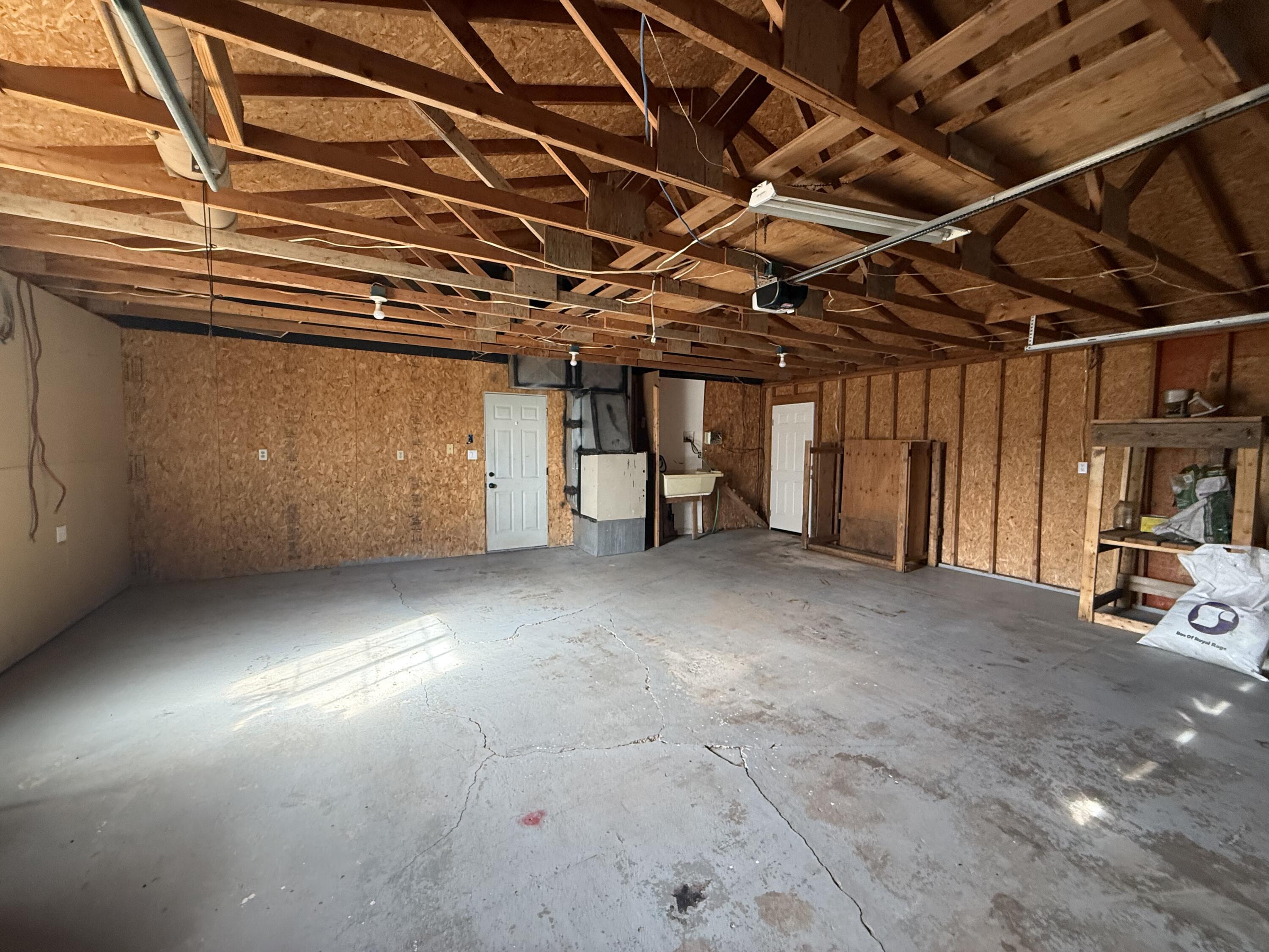 NEW HARMONY TOWNSITE - Residential