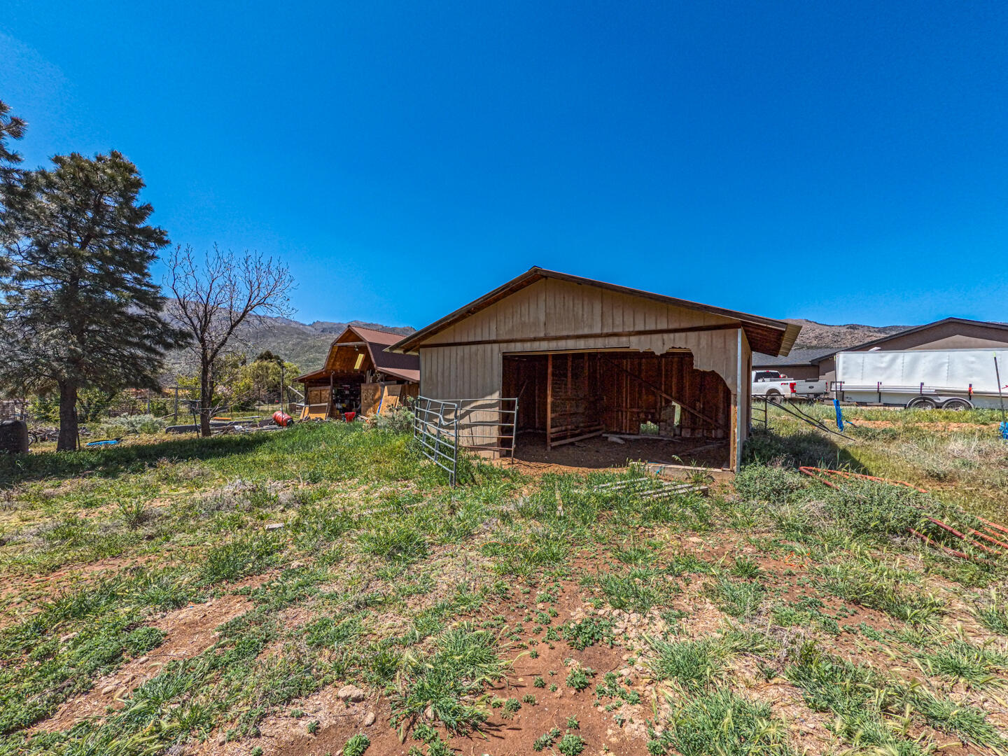 NEW HARMONY TOWNSITE - Residential