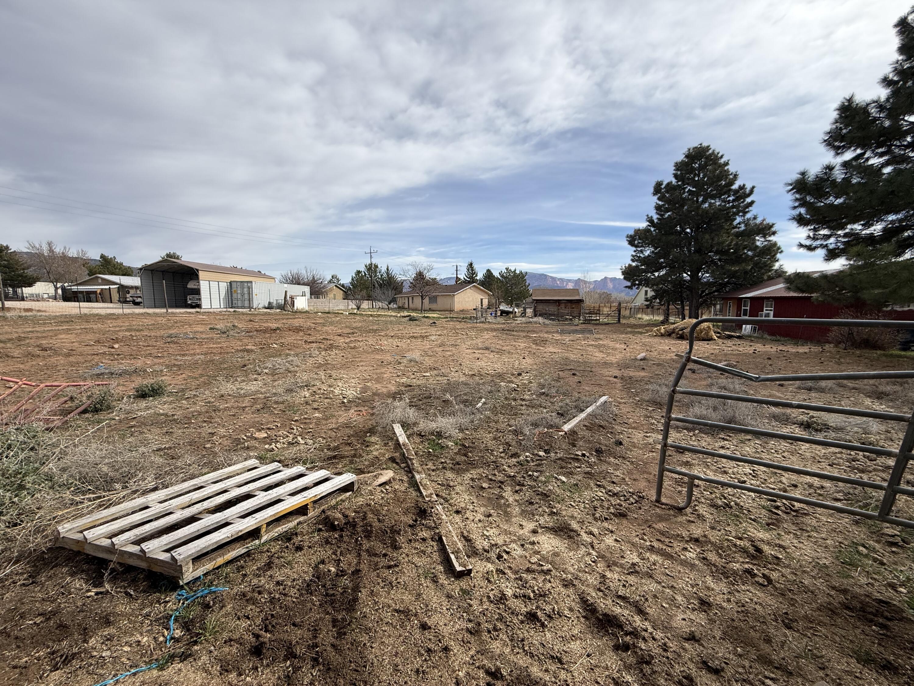 NEW HARMONY TOWNSITE - Residential