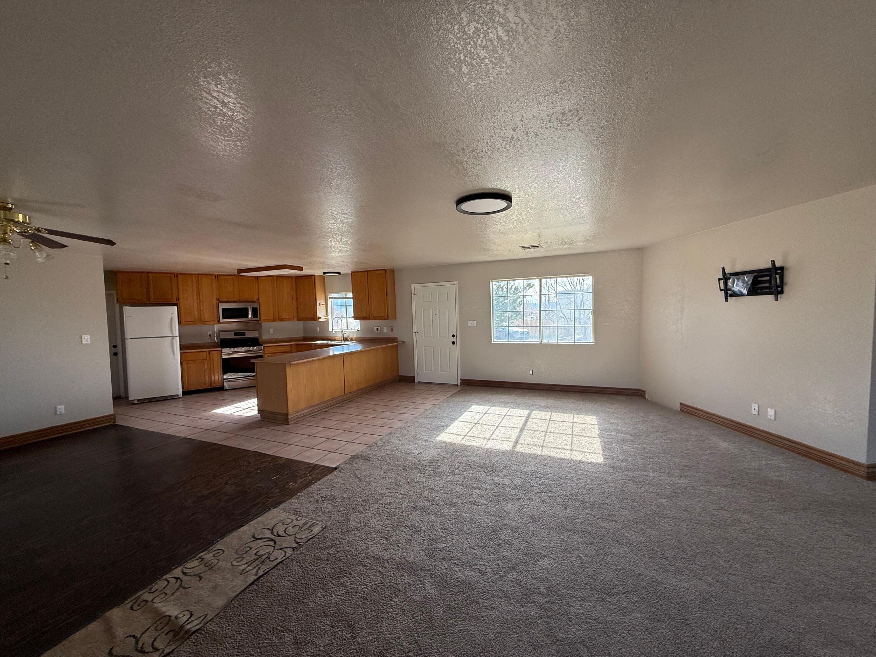 NEW HARMONY TOWNSITE - Residential