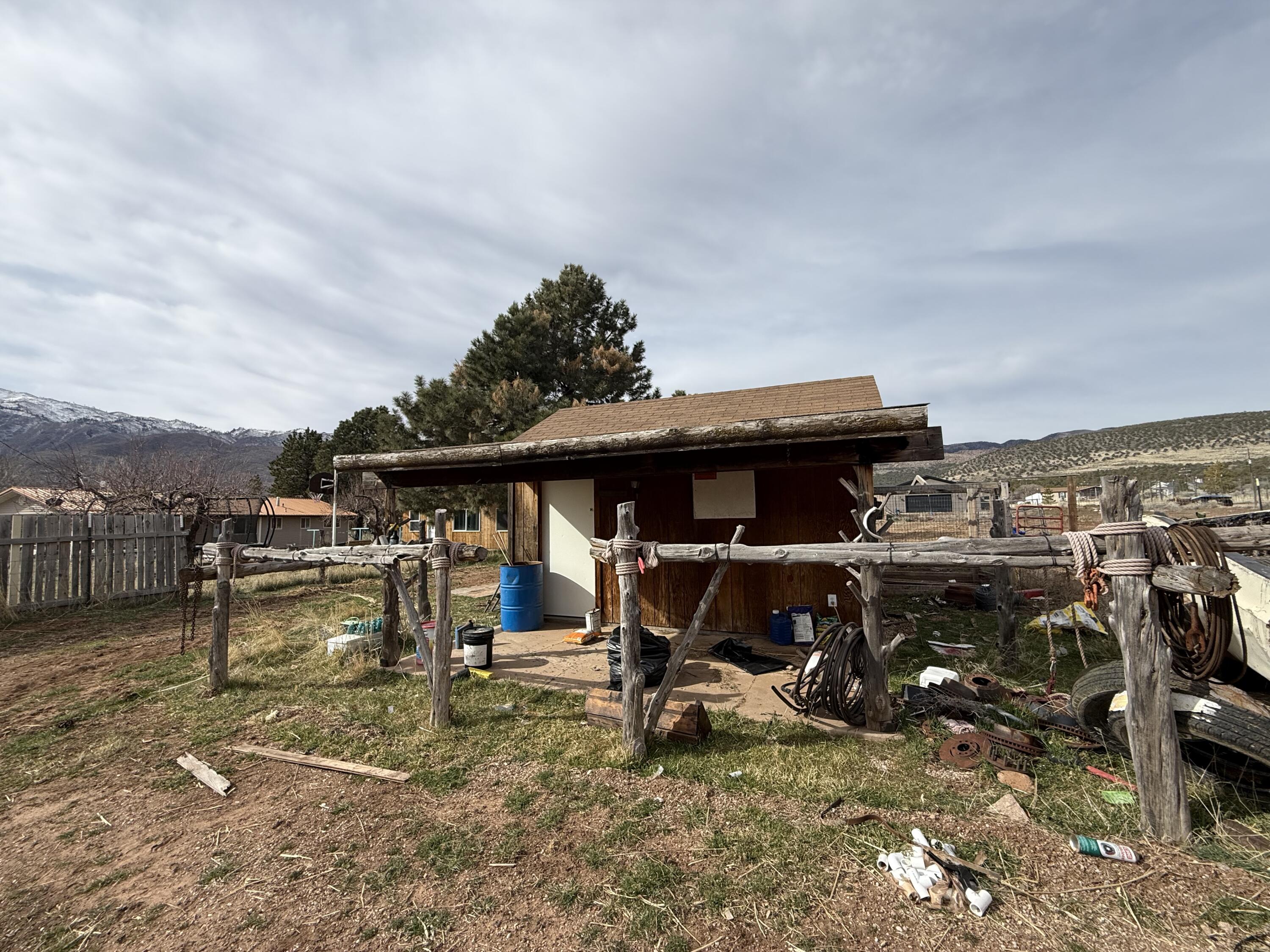 NEW HARMONY TOWNSITE - Residential