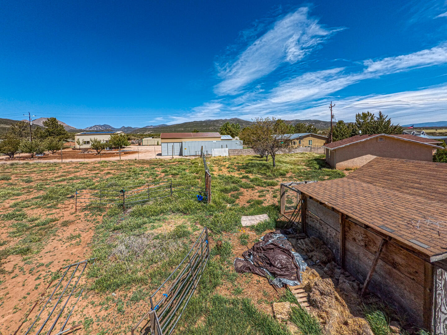 NEW HARMONY TOWNSITE - Residential