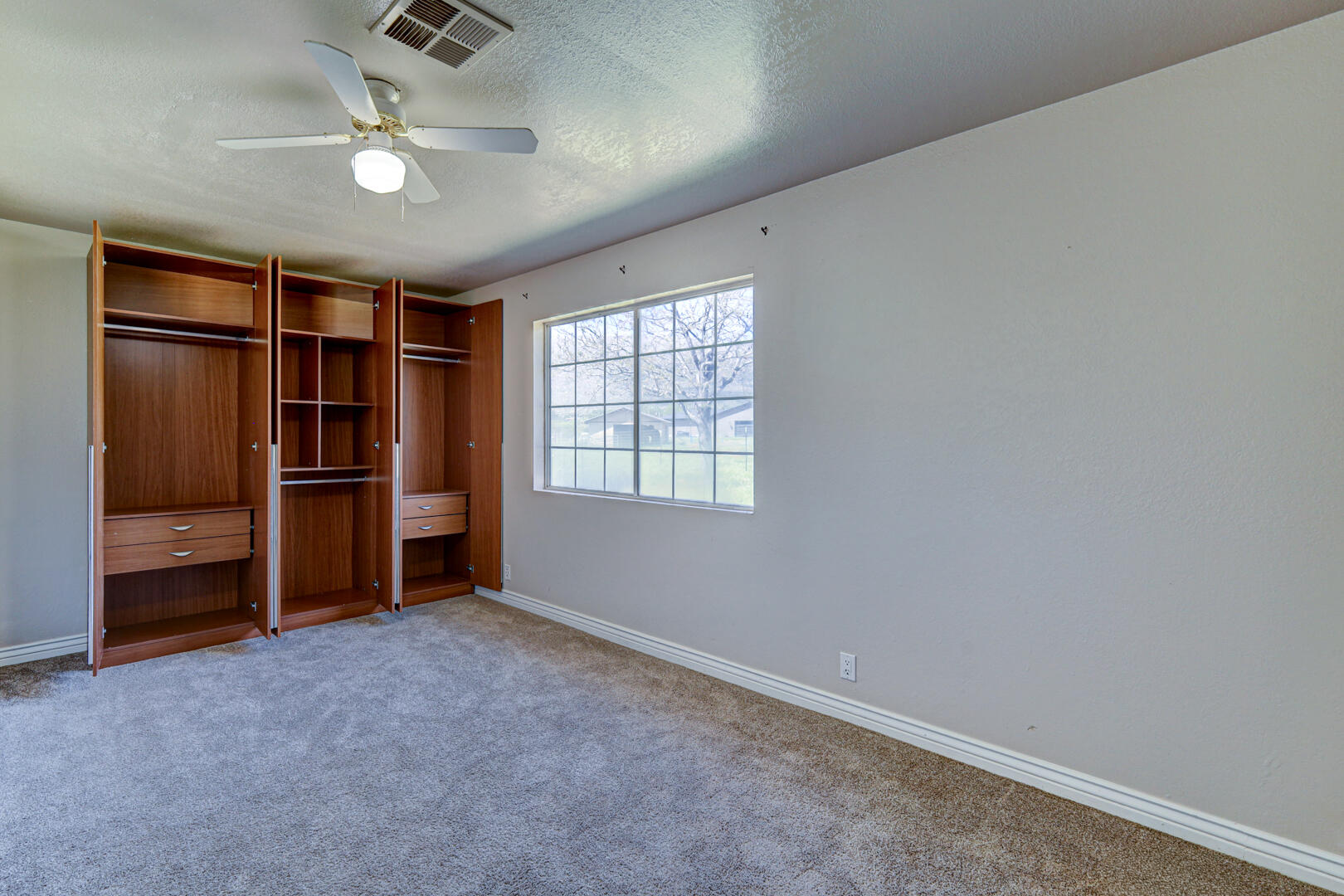 NEW HARMONY TOWNSITE - Residential