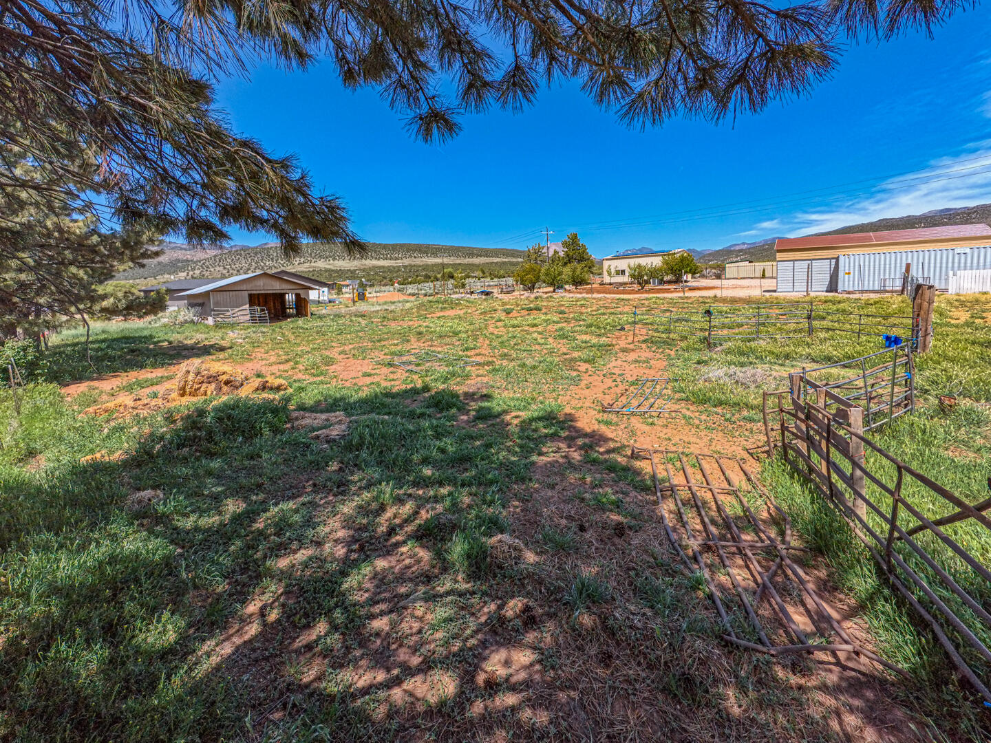 NEW HARMONY TOWNSITE - Residential