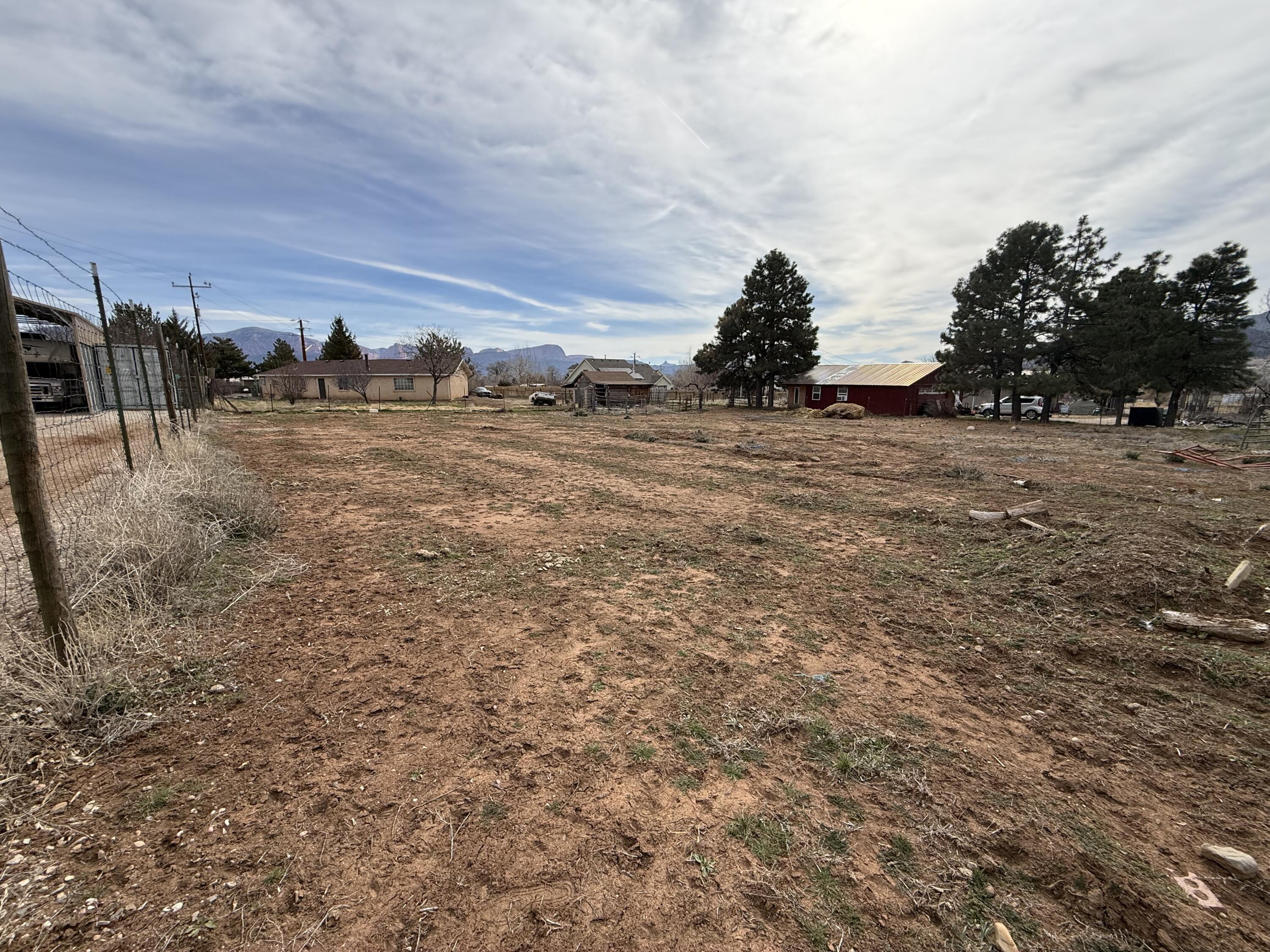 NEW HARMONY TOWNSITE - Residential