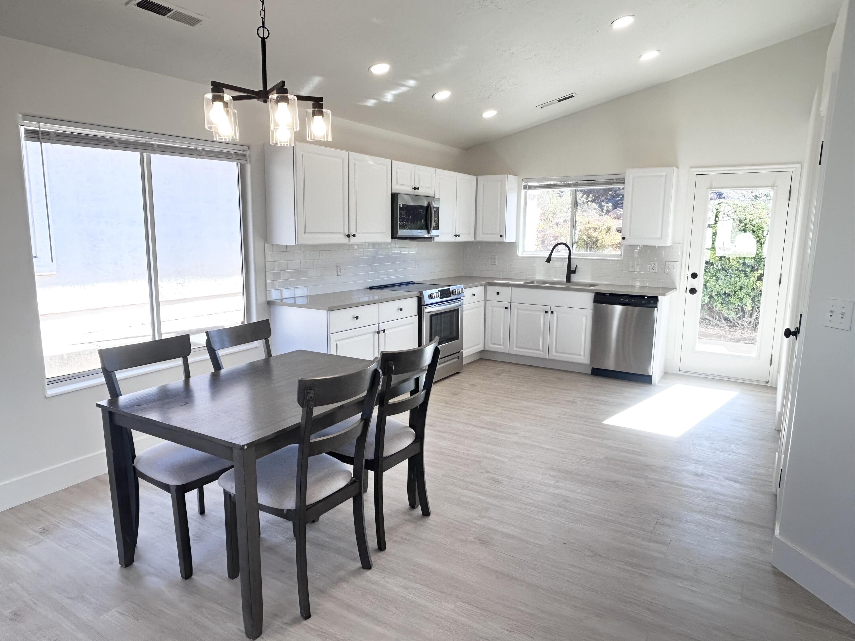 SUNRISE VIEW TOWNHOMES - Residential