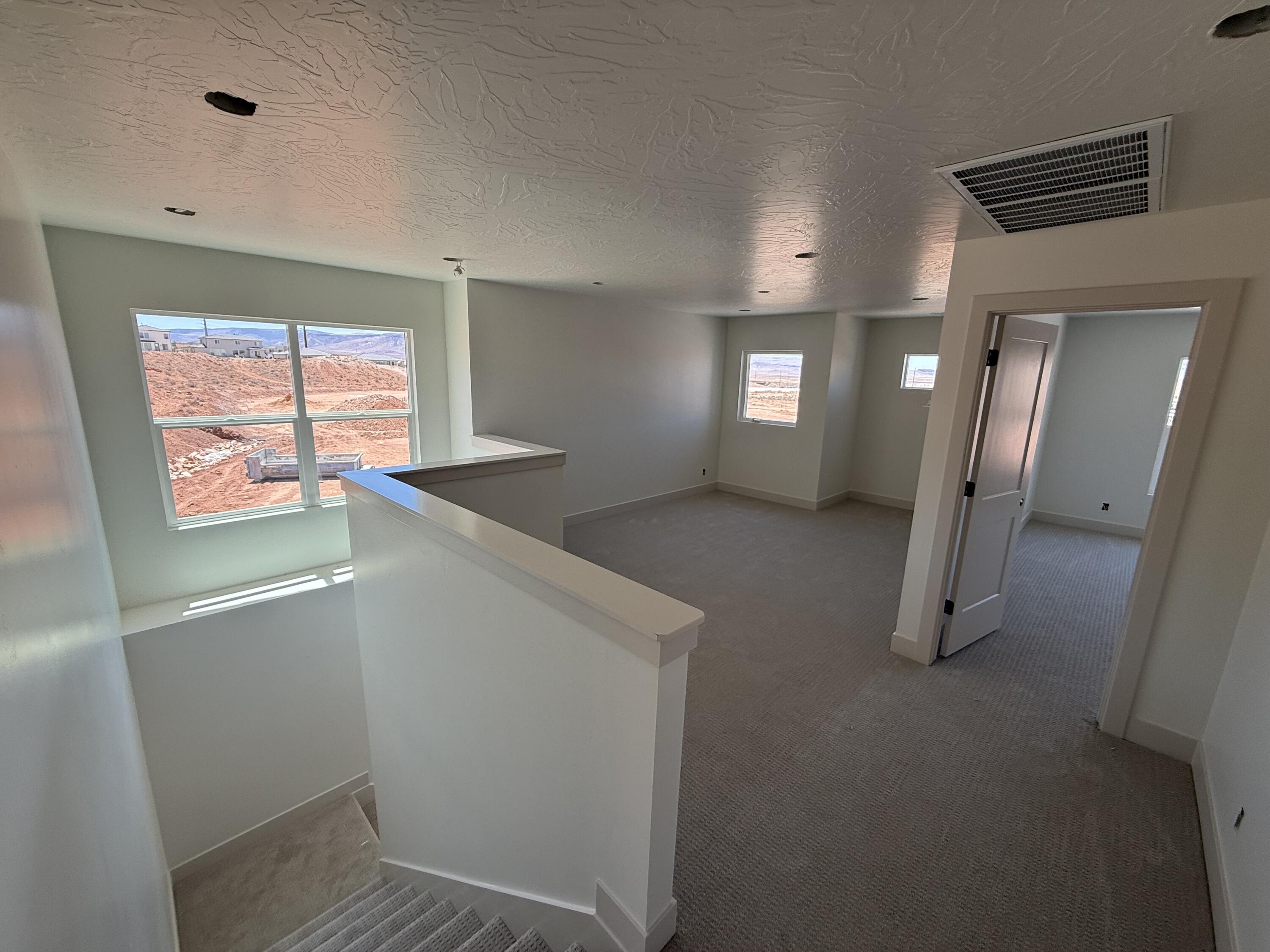 WHITE DOME TOWNHOMES - Residential