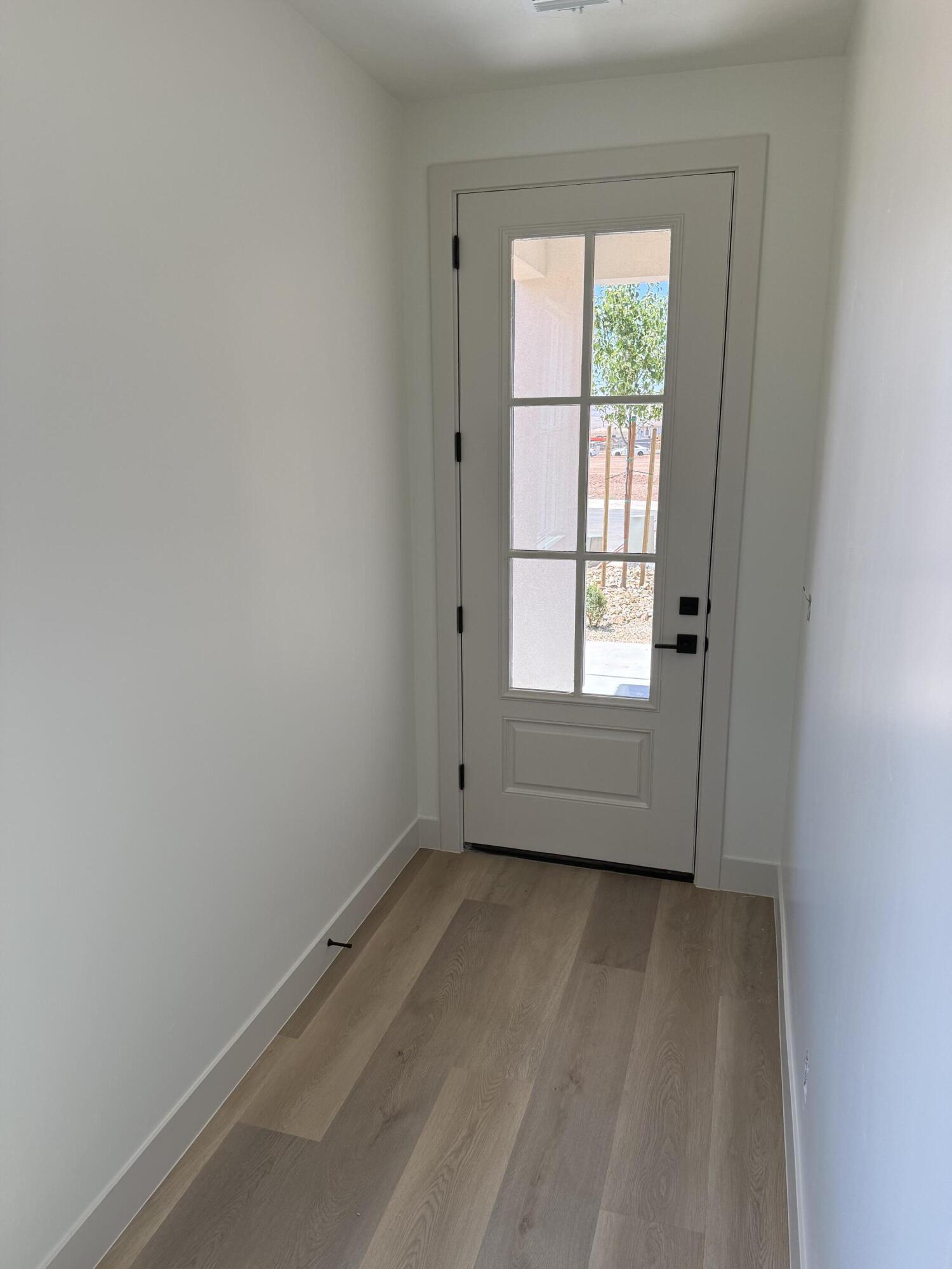 WHITE DOME TOWNHOMES - Residential
