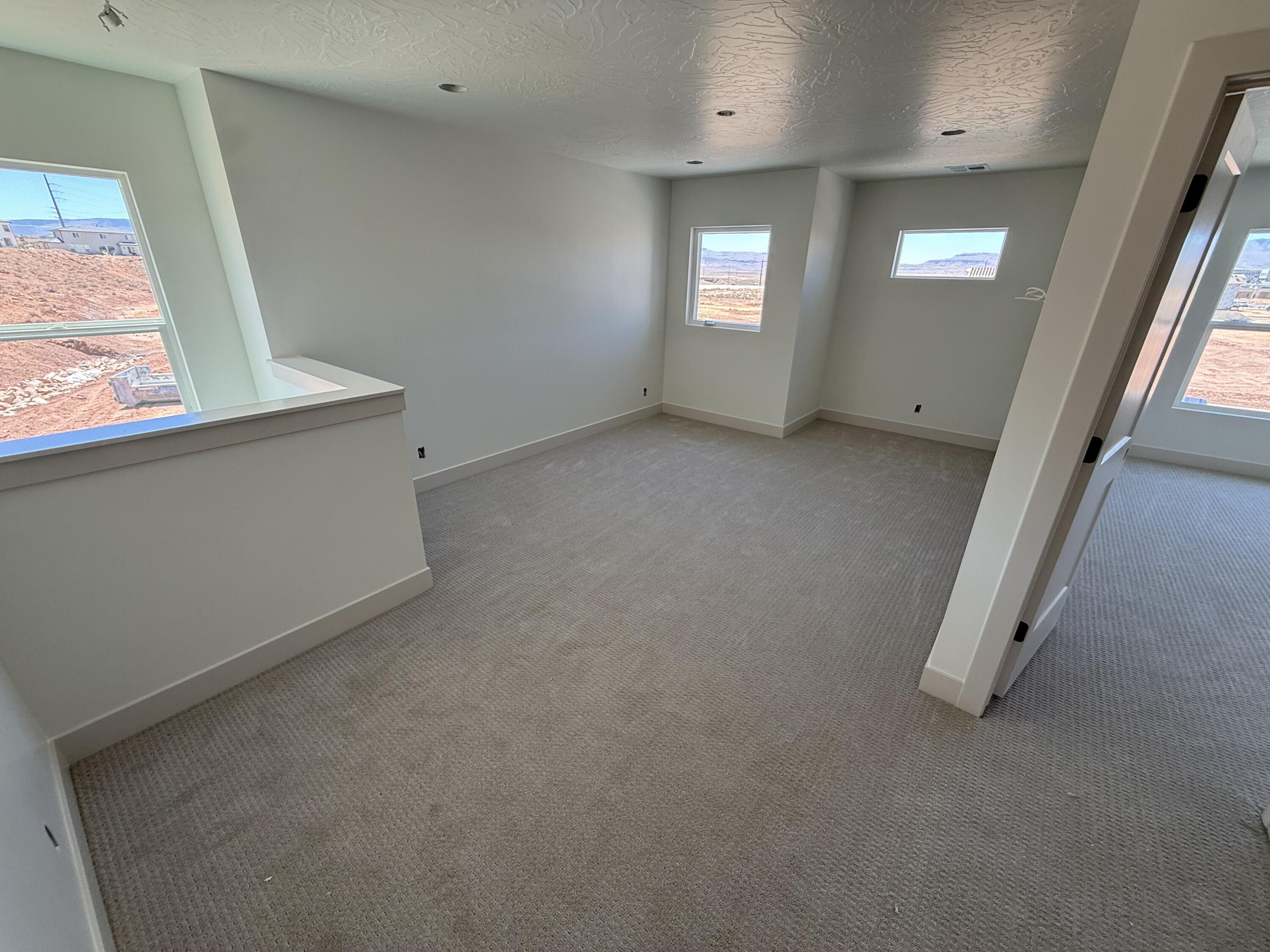 WHITE DOME TOWNHOMES - Residential