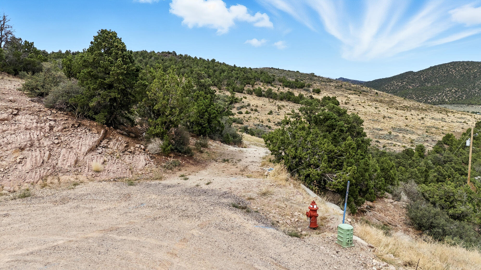 DIXIE DEER ESTATES - Land