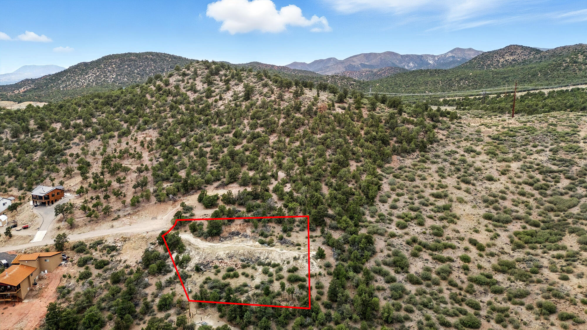 DIXIE DEER ESTATES - Land