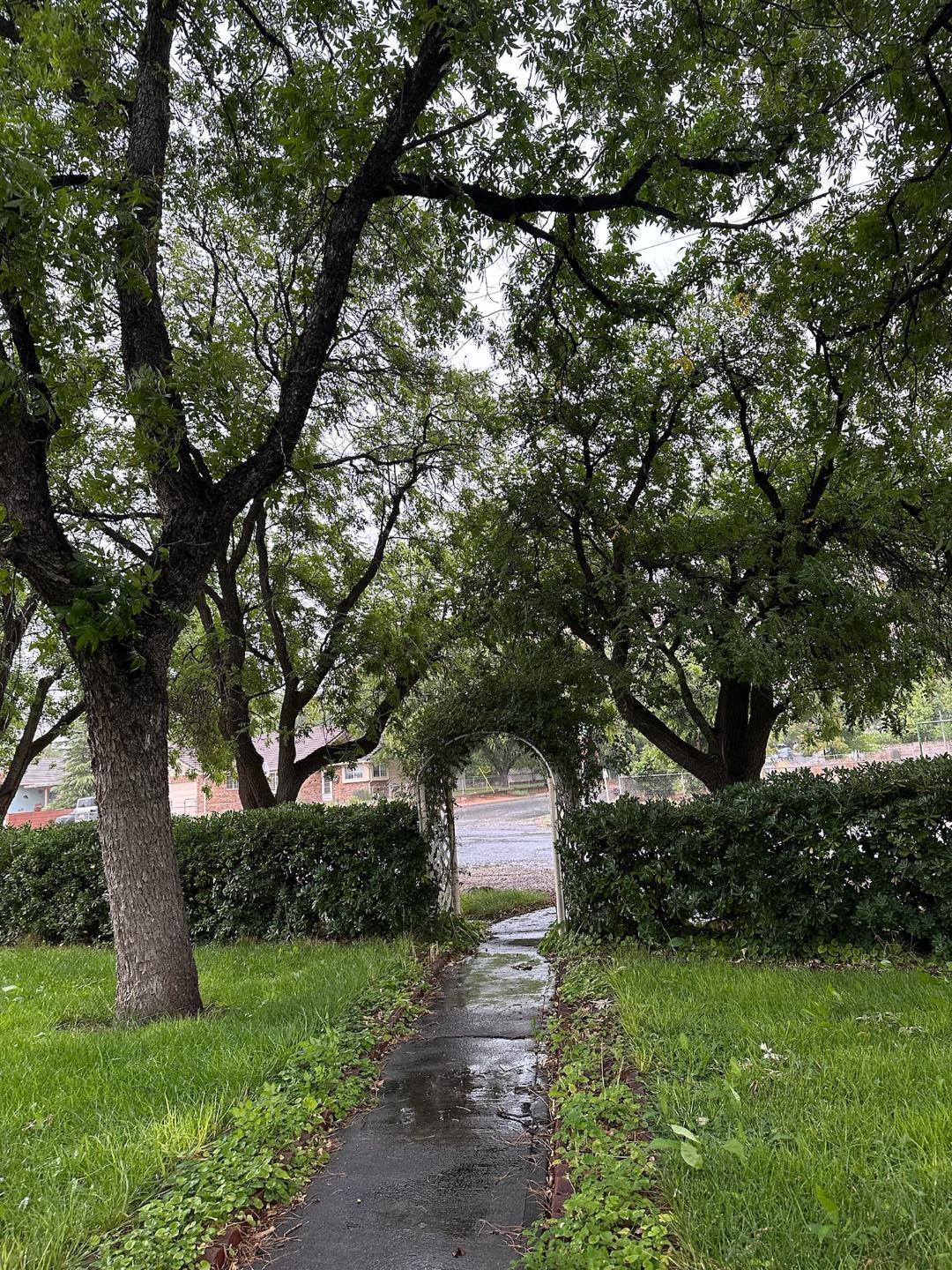 TOQUERVILLE TOWNSITE - Residential