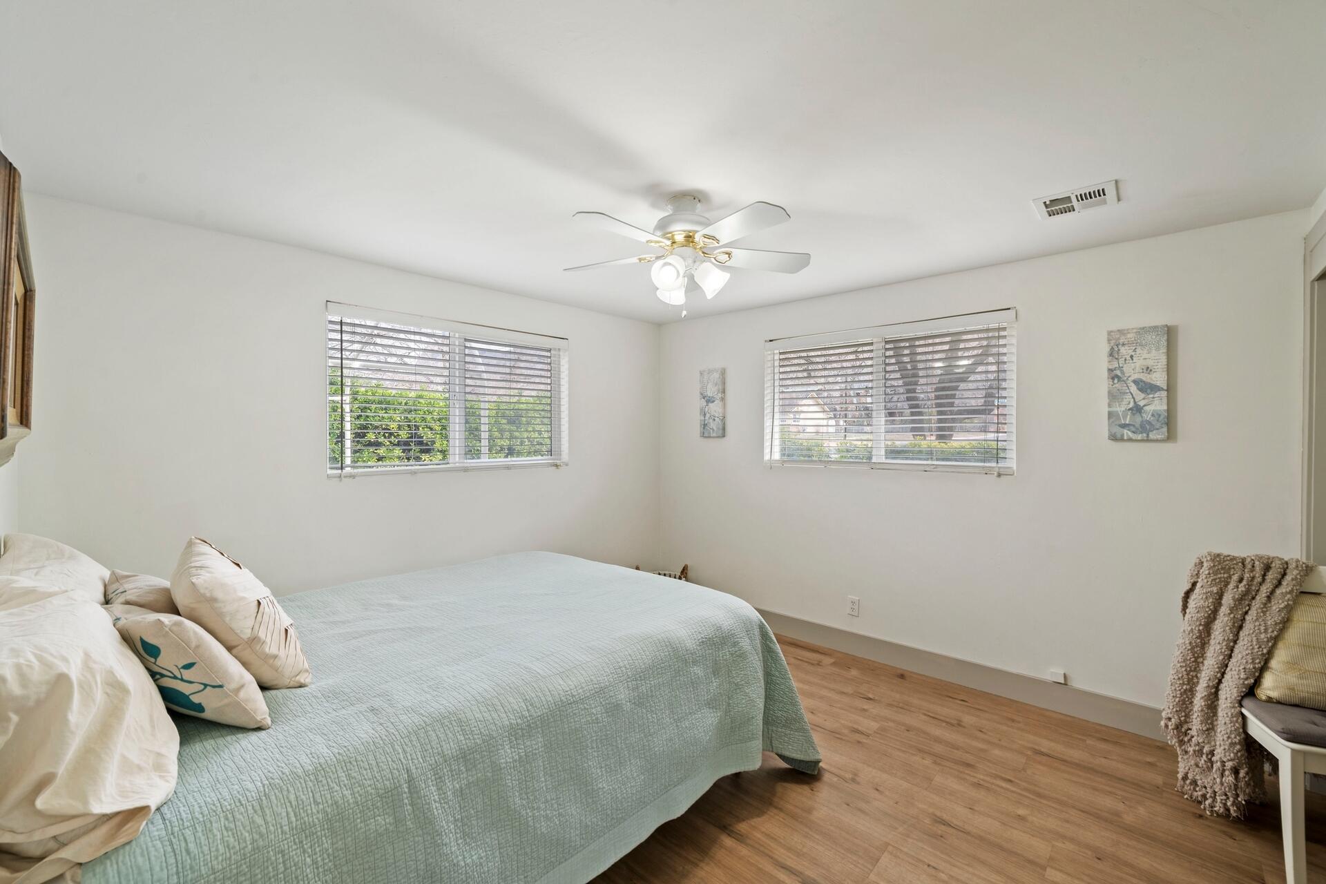 TOQUERVILLE TOWNSITE - Residential