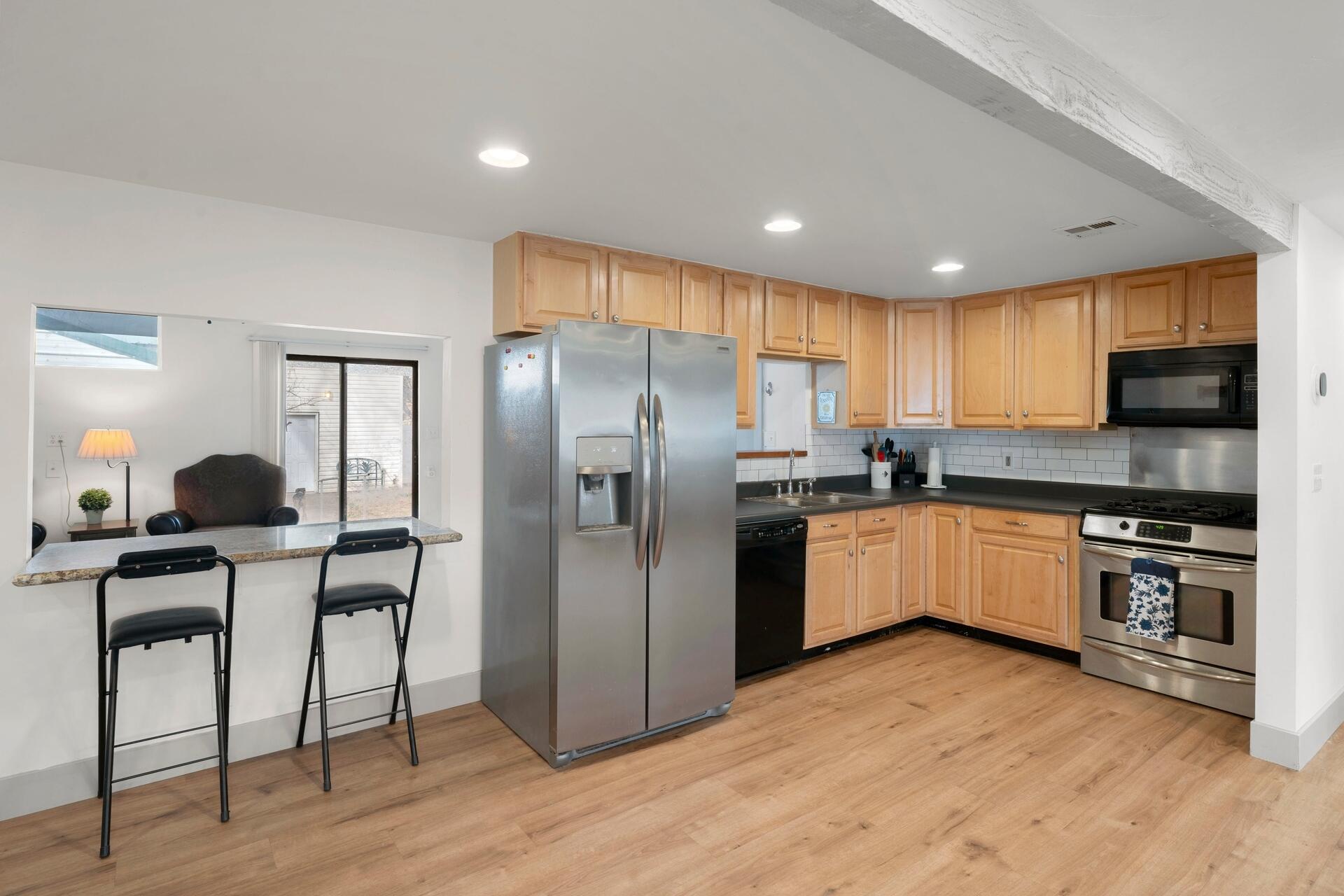 TOQUERVILLE TOWNSITE - Residential