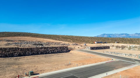 Tiny photo for 3380 S 1410 CIR W 21 #21, Hurricane, UT 84737 (MLS # 26-274021)