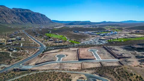 Tiny photo for 3380 S 1410 CIR W 21 #21, Hurricane, UT 84737 (MLS # 26-274021)