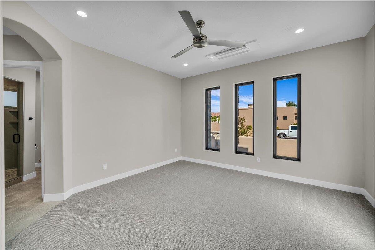 LEDGES OF ST GEORGE - Residential