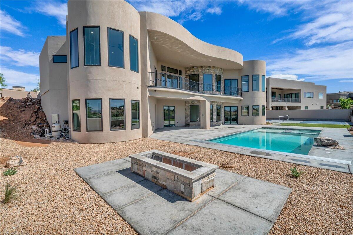 LEDGES OF ST GEORGE - Residential