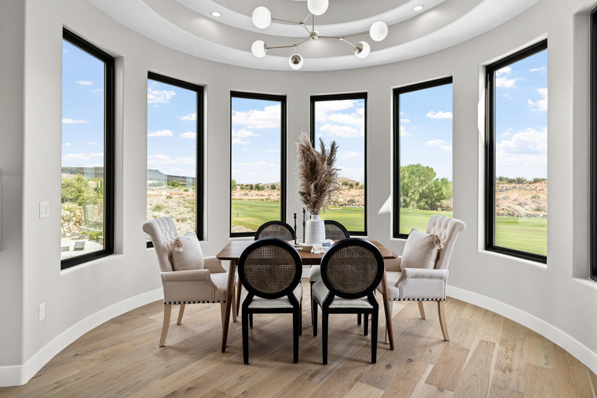 LEDGES OF ST GEORGE - Residential