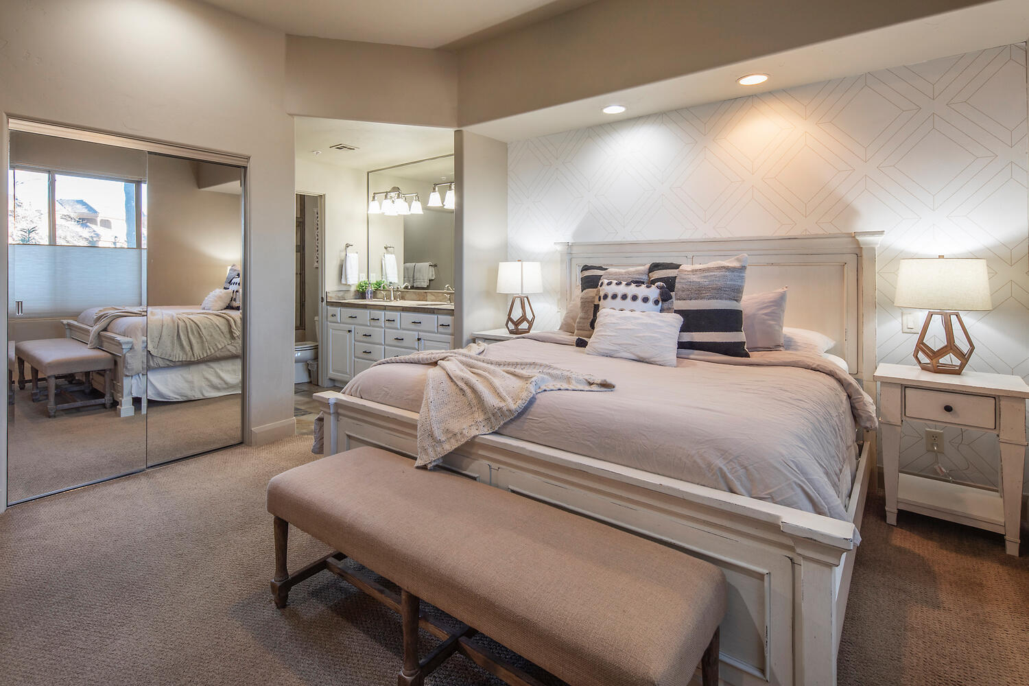 POINT VISTA CONDOS - Residential