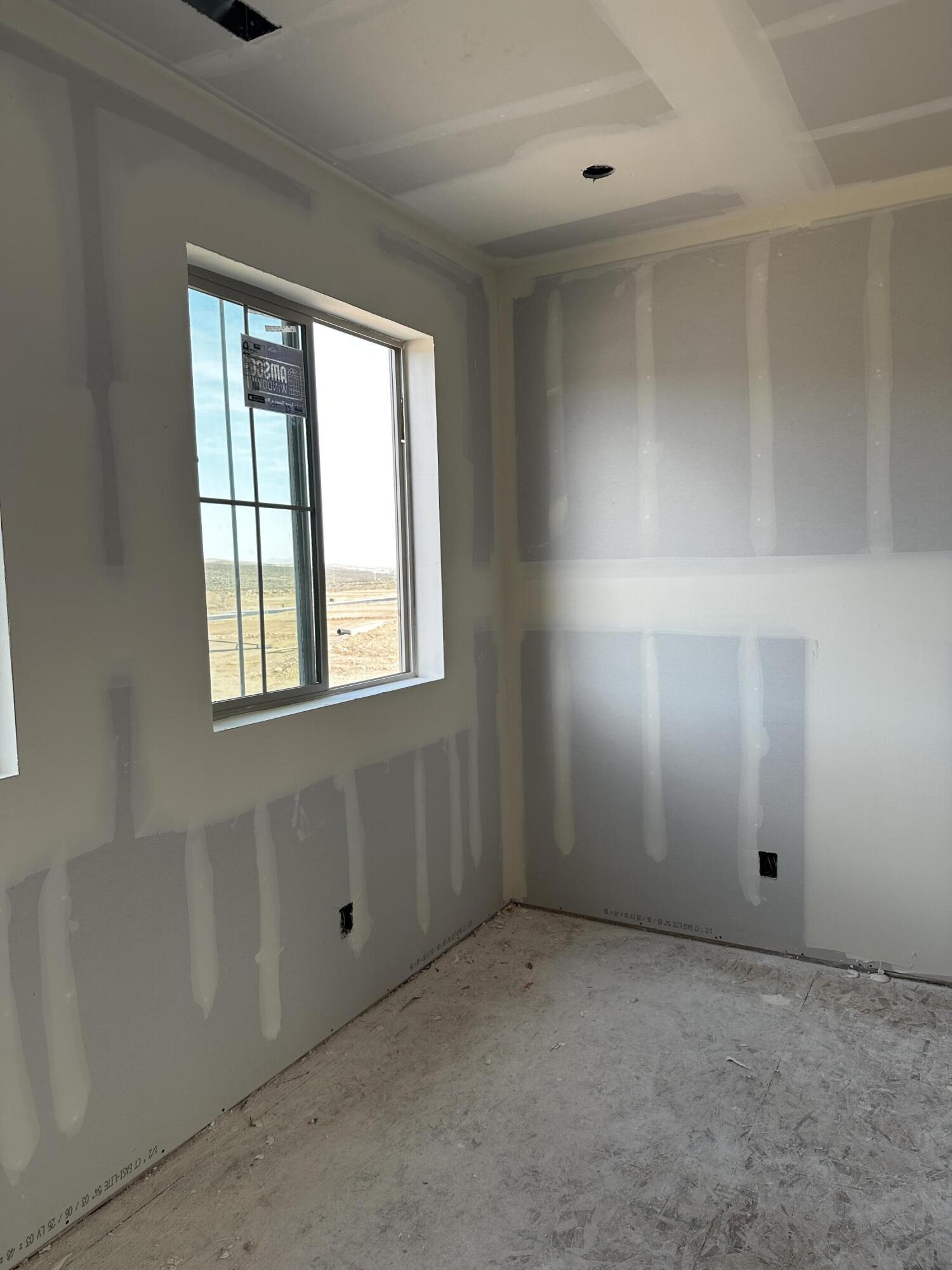 TONAQUINT RIDGE SUB - Residential