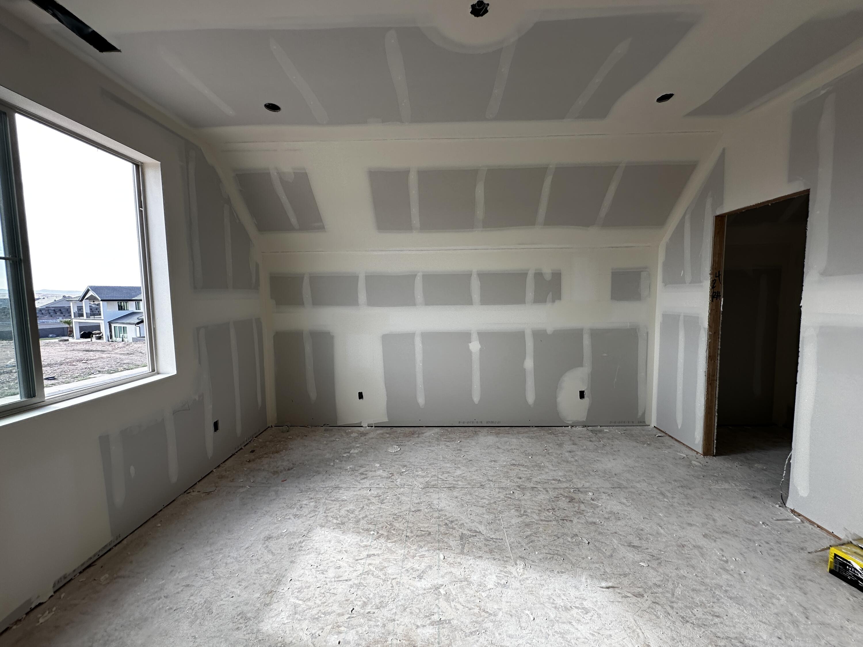 TONAQUINT RIDGE SUB - Residential