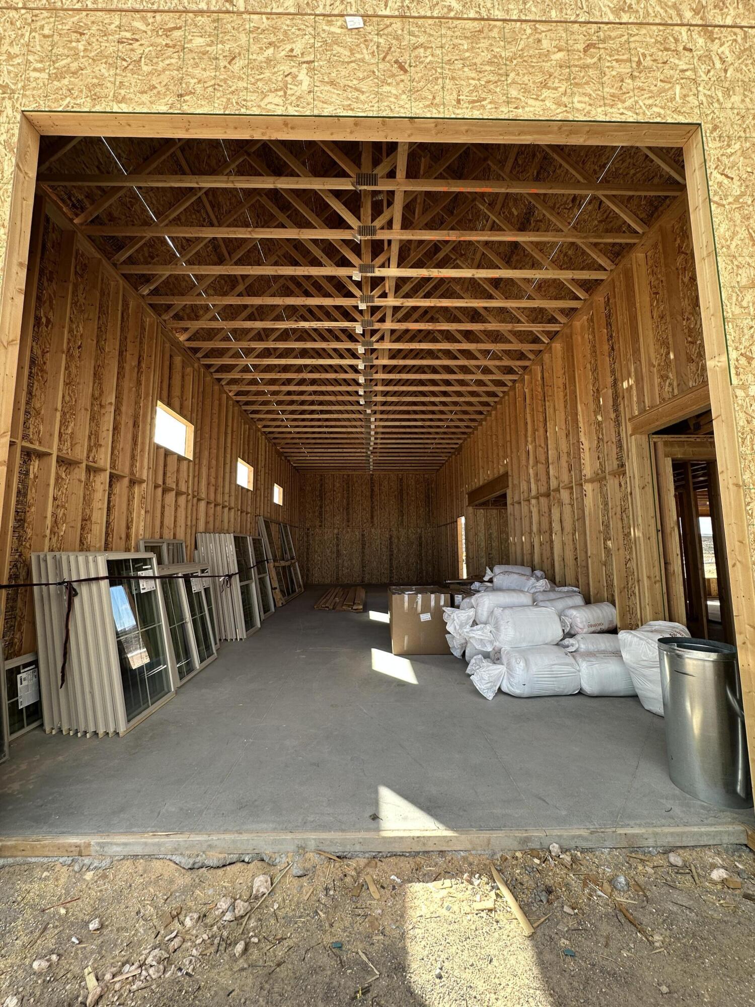 TONAQUINT RIDGE SUB - Residential