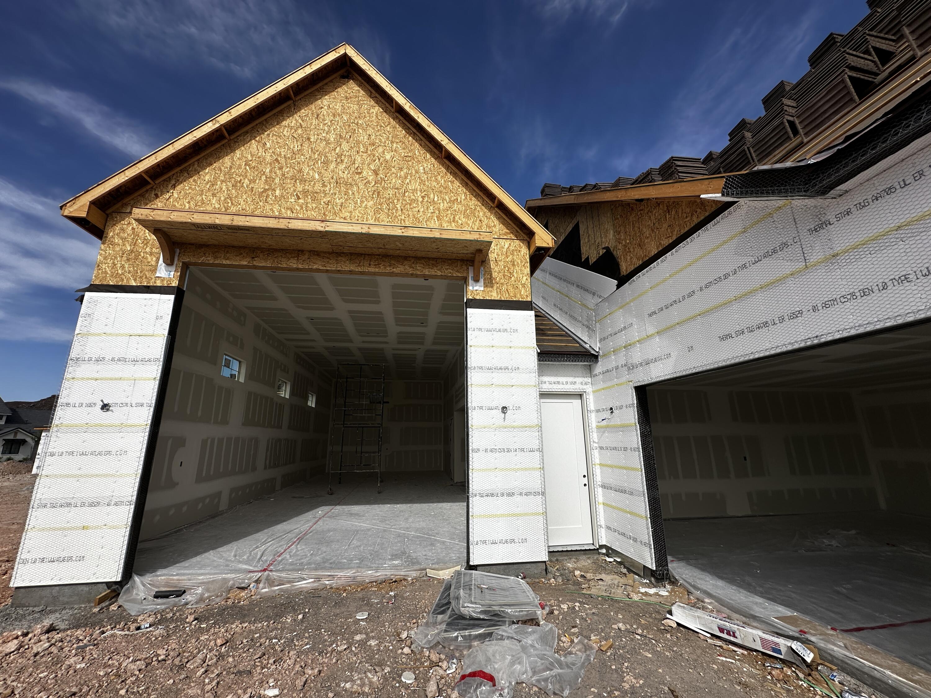 TONAQUINT RIDGE SUB - Residential