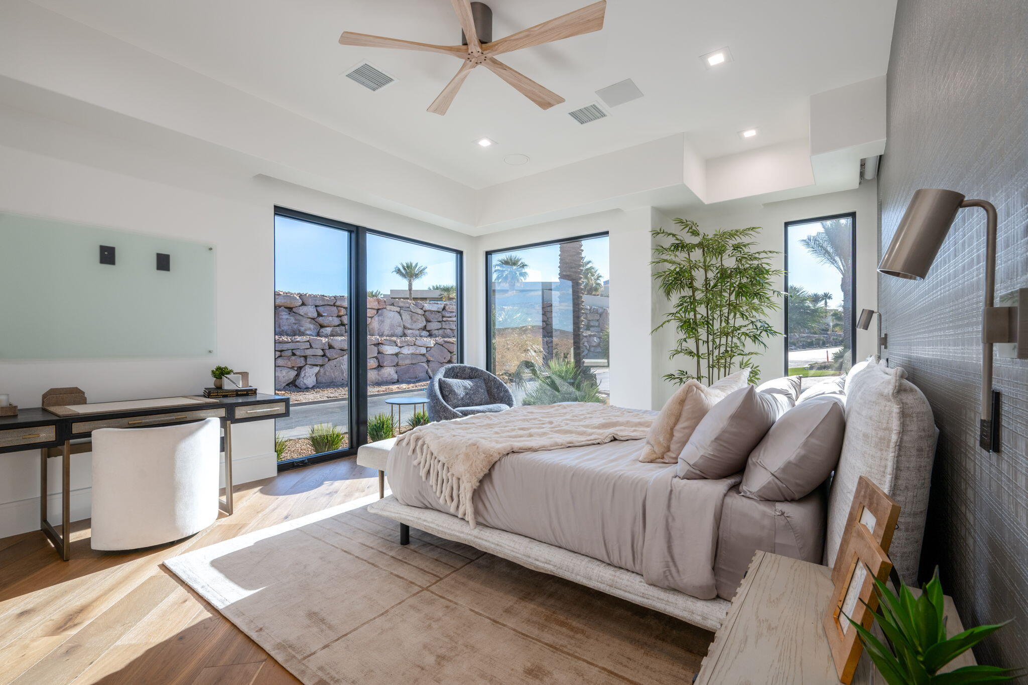 STONE CLIFF - Residential