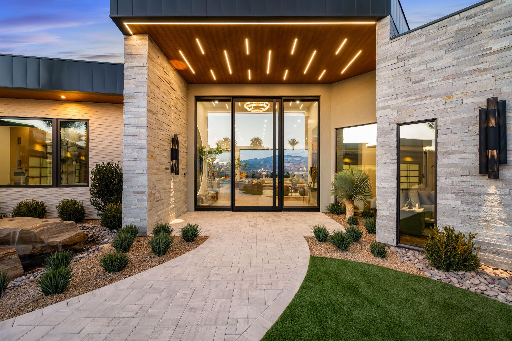 STONE CLIFF - Residential