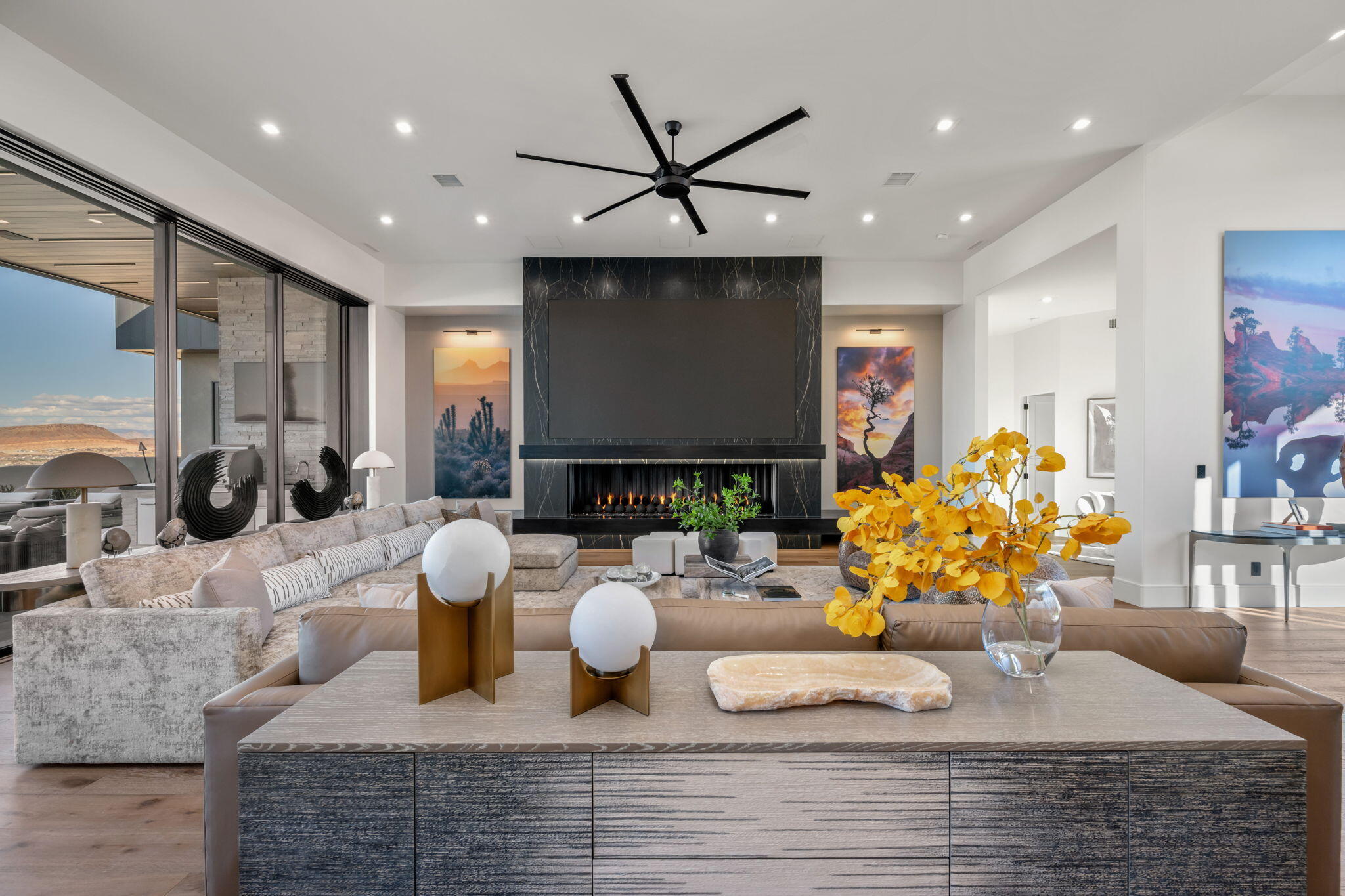 STONE CLIFF - Residential