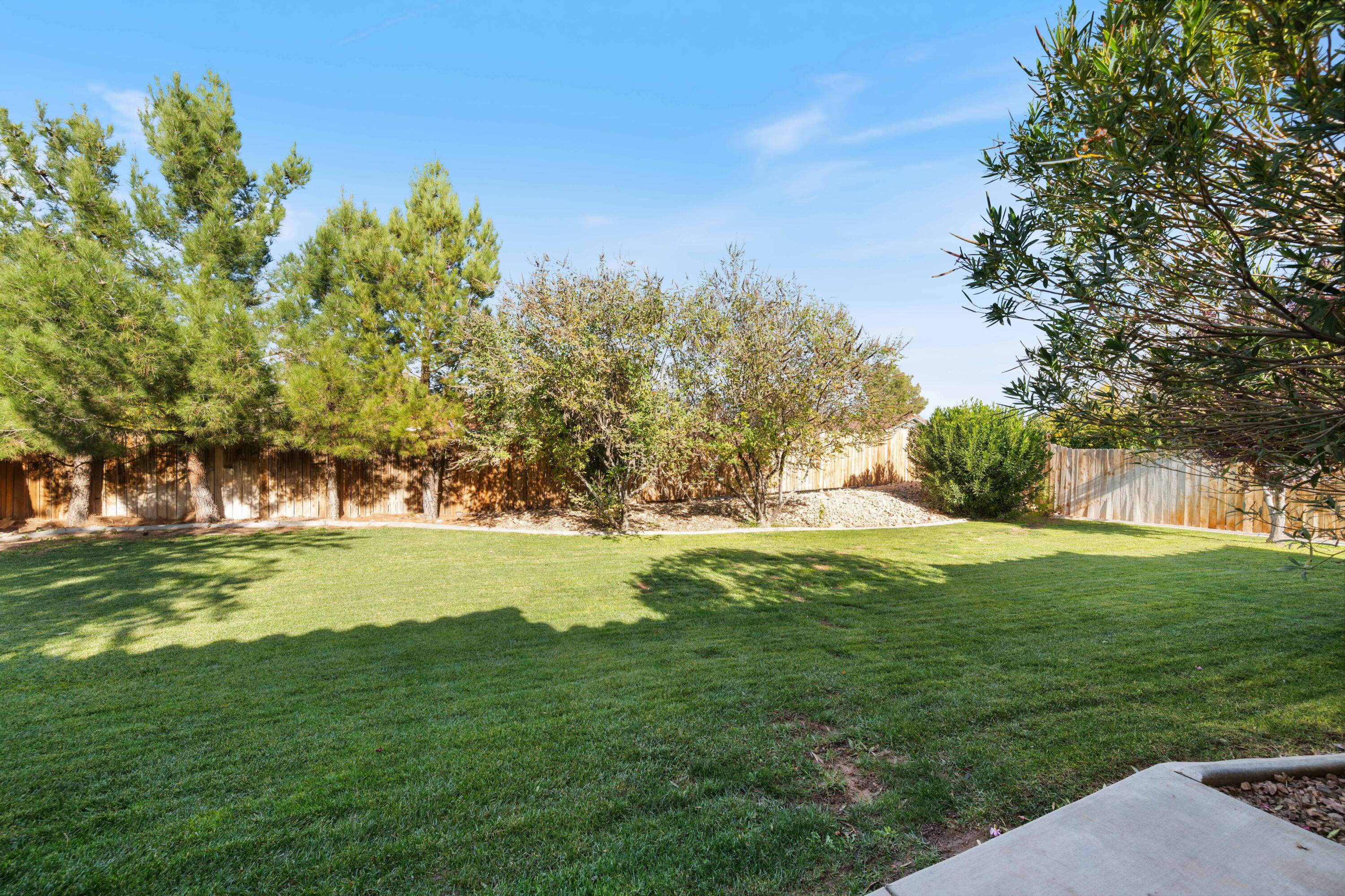 ROCK HAMPTON - Residential