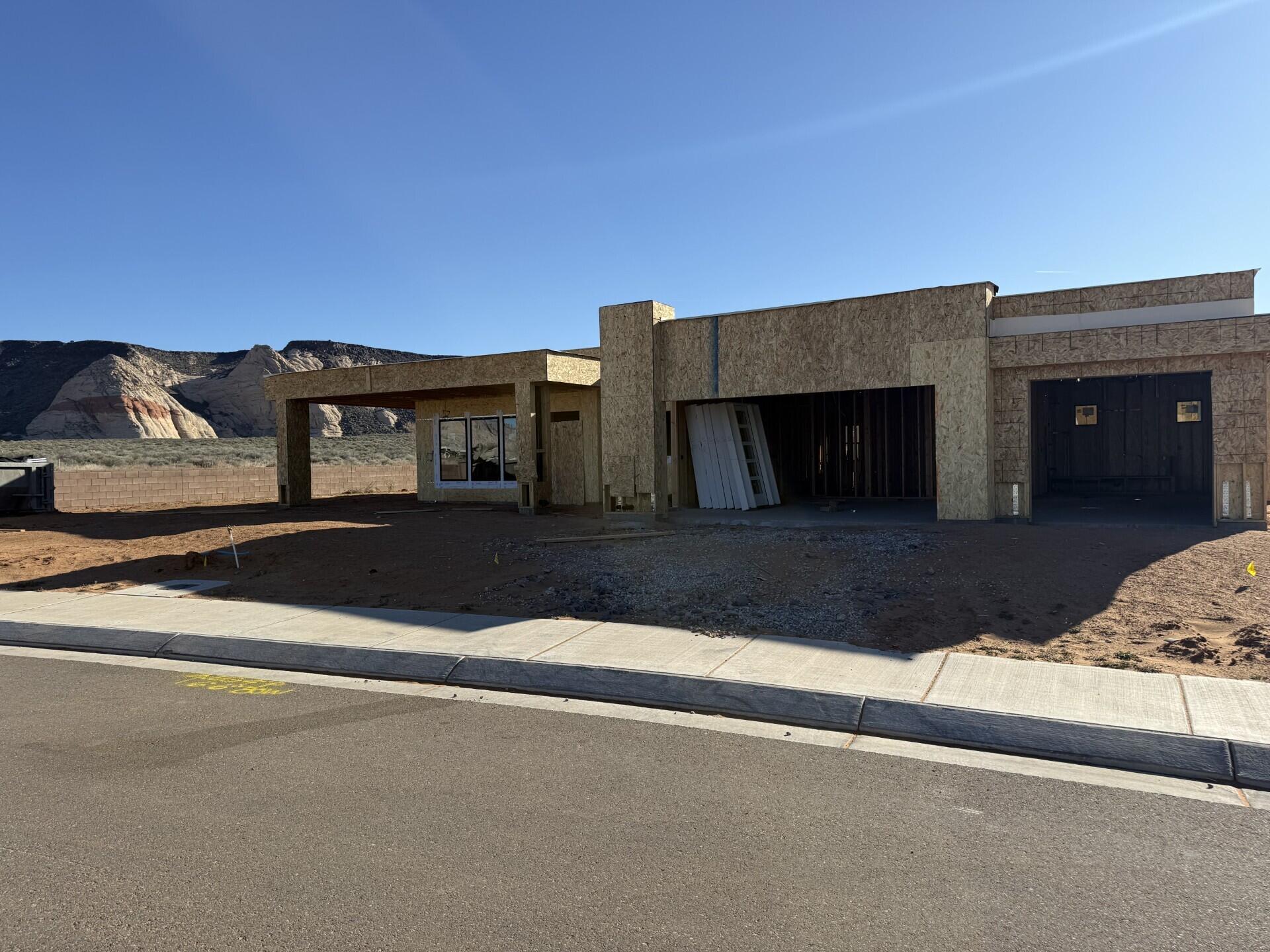 LEDGES OF SG THE FAIRWAYS EAST - Residential