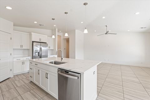 Tiny photo for 597 S Balancing Rock DR, Washington, UT 84780 (MLS # 26-271885)