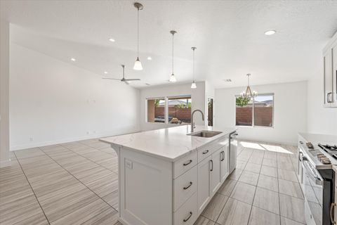 Tiny photo for 597 S Balancing Rock DR, Washington, UT 84780 (MLS # 26-271885)