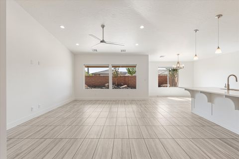 Tiny photo for 597 S Balancing Rock DR, Washington, UT 84780 (MLS # 26-271885)