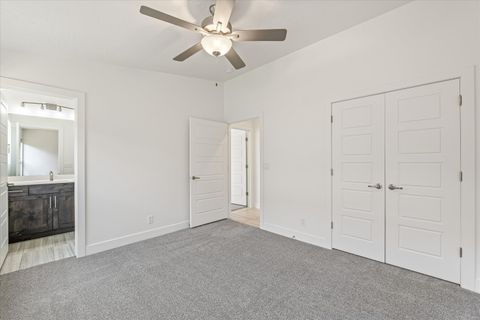 Tiny photo for 597 S Balancing Rock DR, Washington, UT 84780 (MLS # 26-271885)