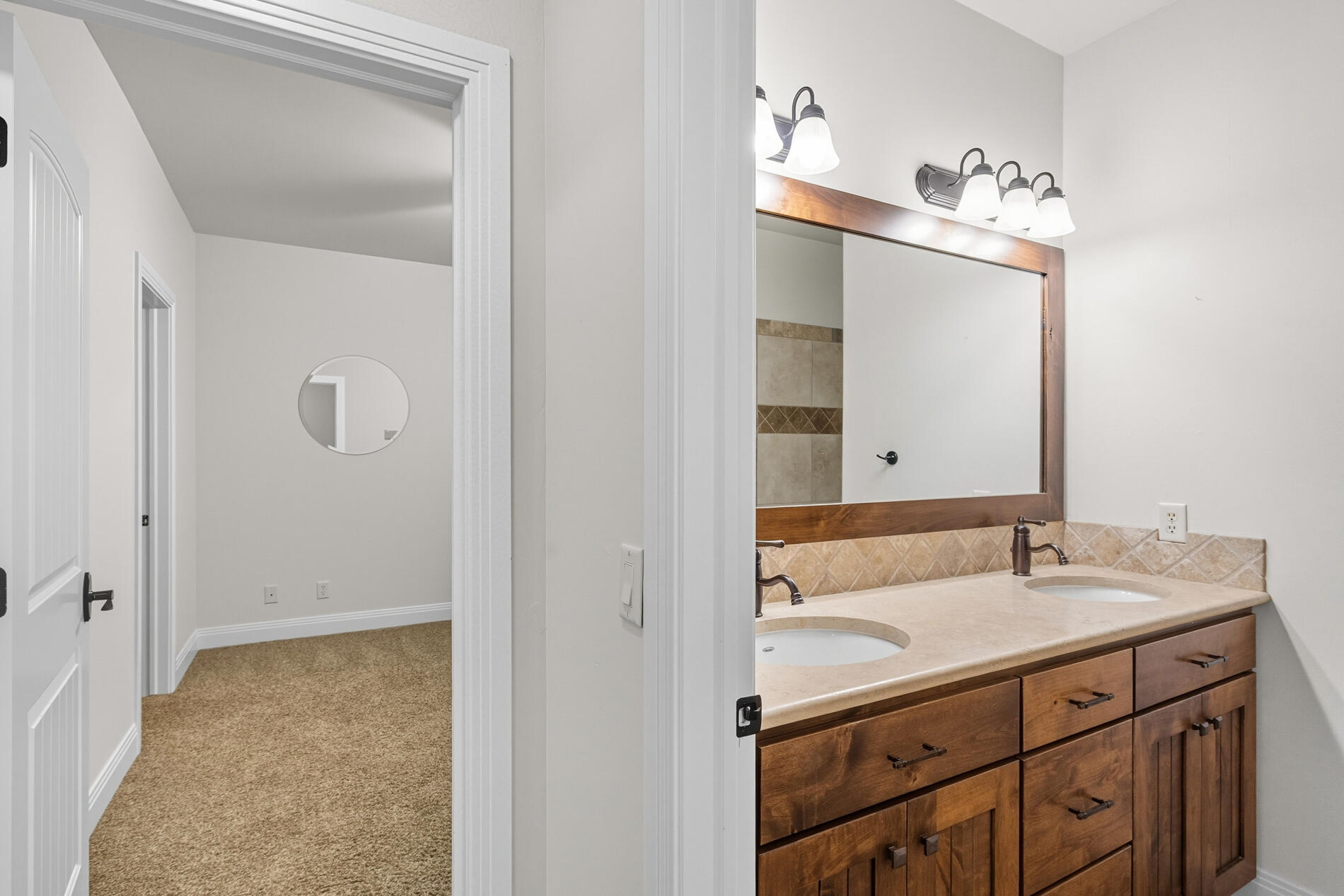 COX LANDING - Residential