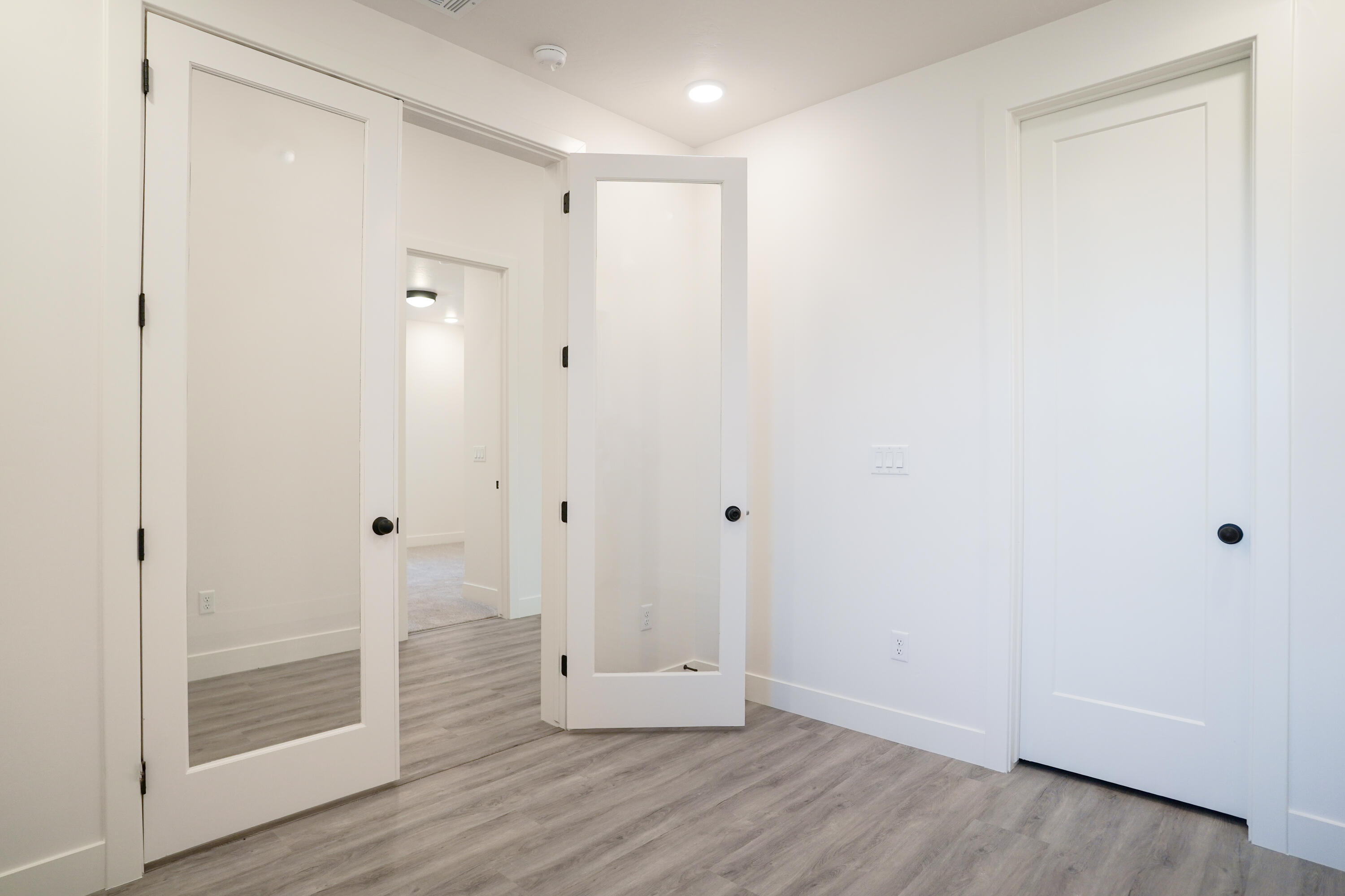 SANDS COVE - Residential