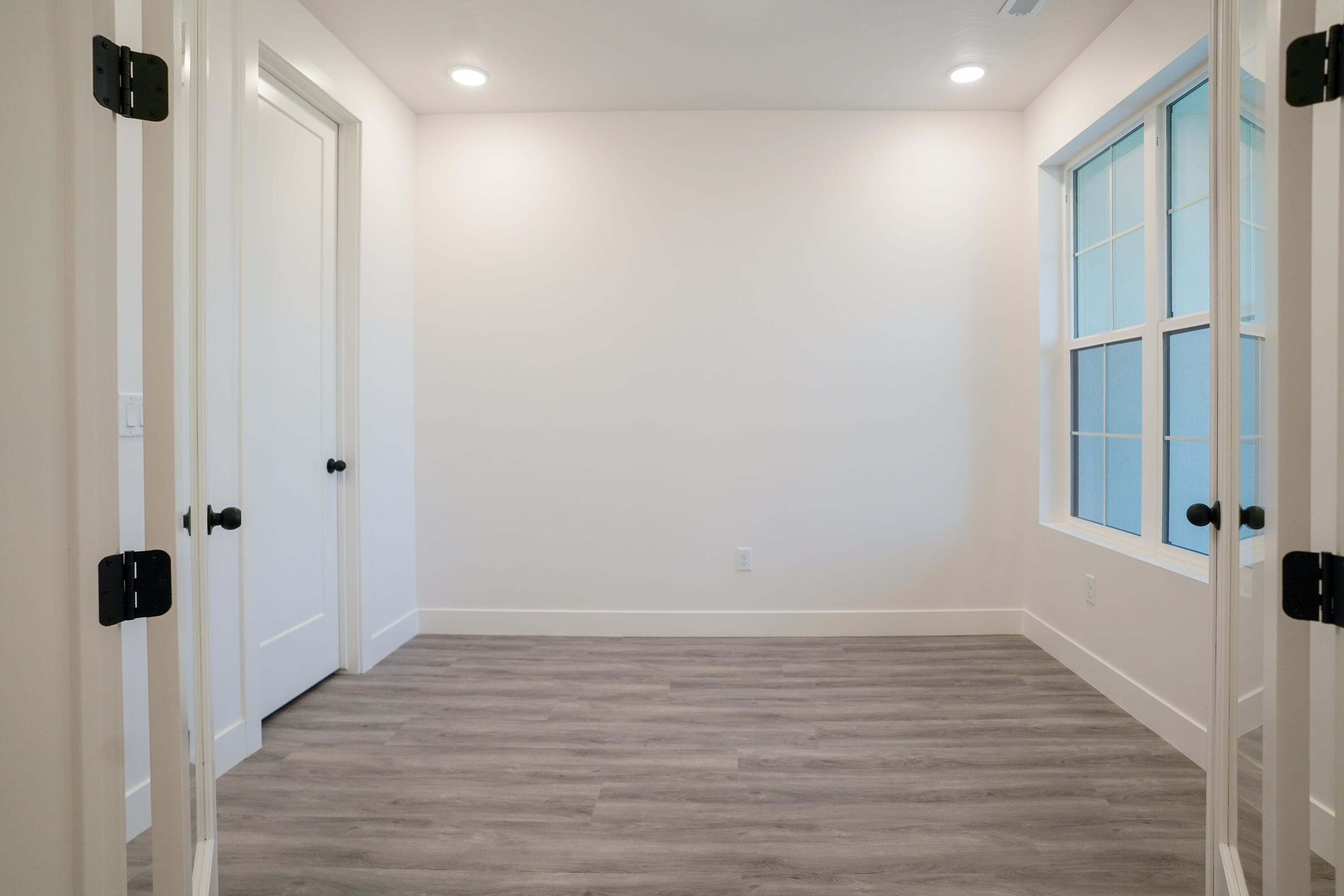 SANDS COVE - Residential