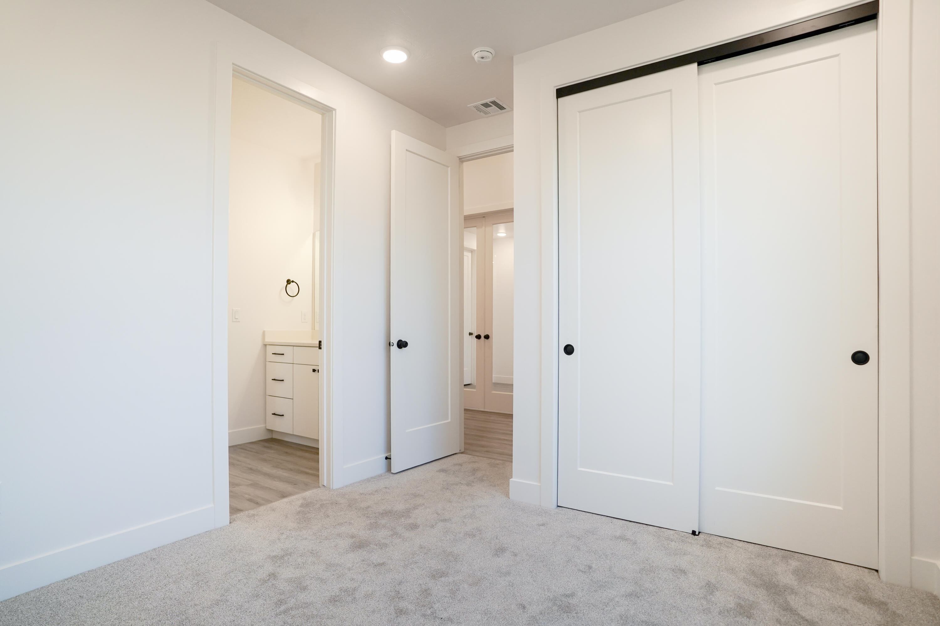 SANDS COVE - Residential